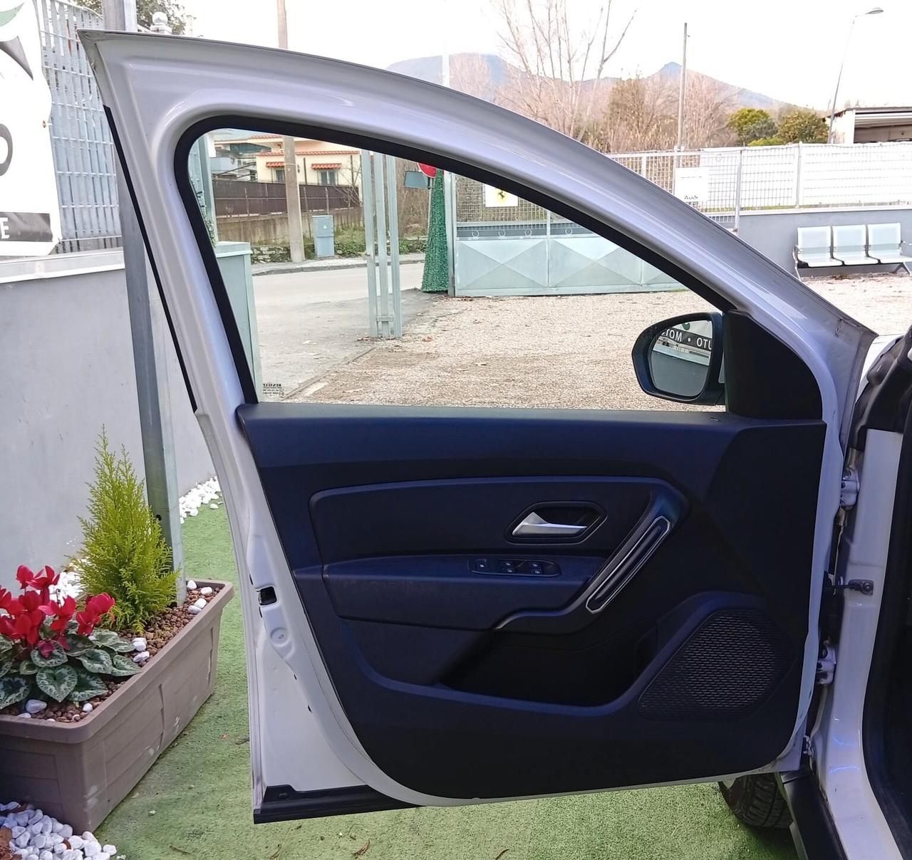 Dacia Duster 1.0 TCe 100 CV ECO-G 4x2 15th Anniversary