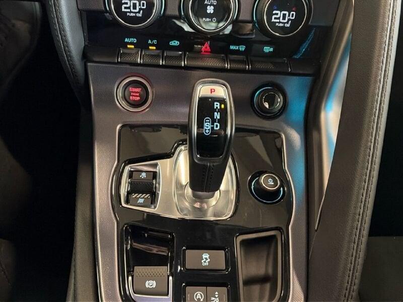 Jaguar F-Type 2.0 i4 300cv Black Edition auto coupé