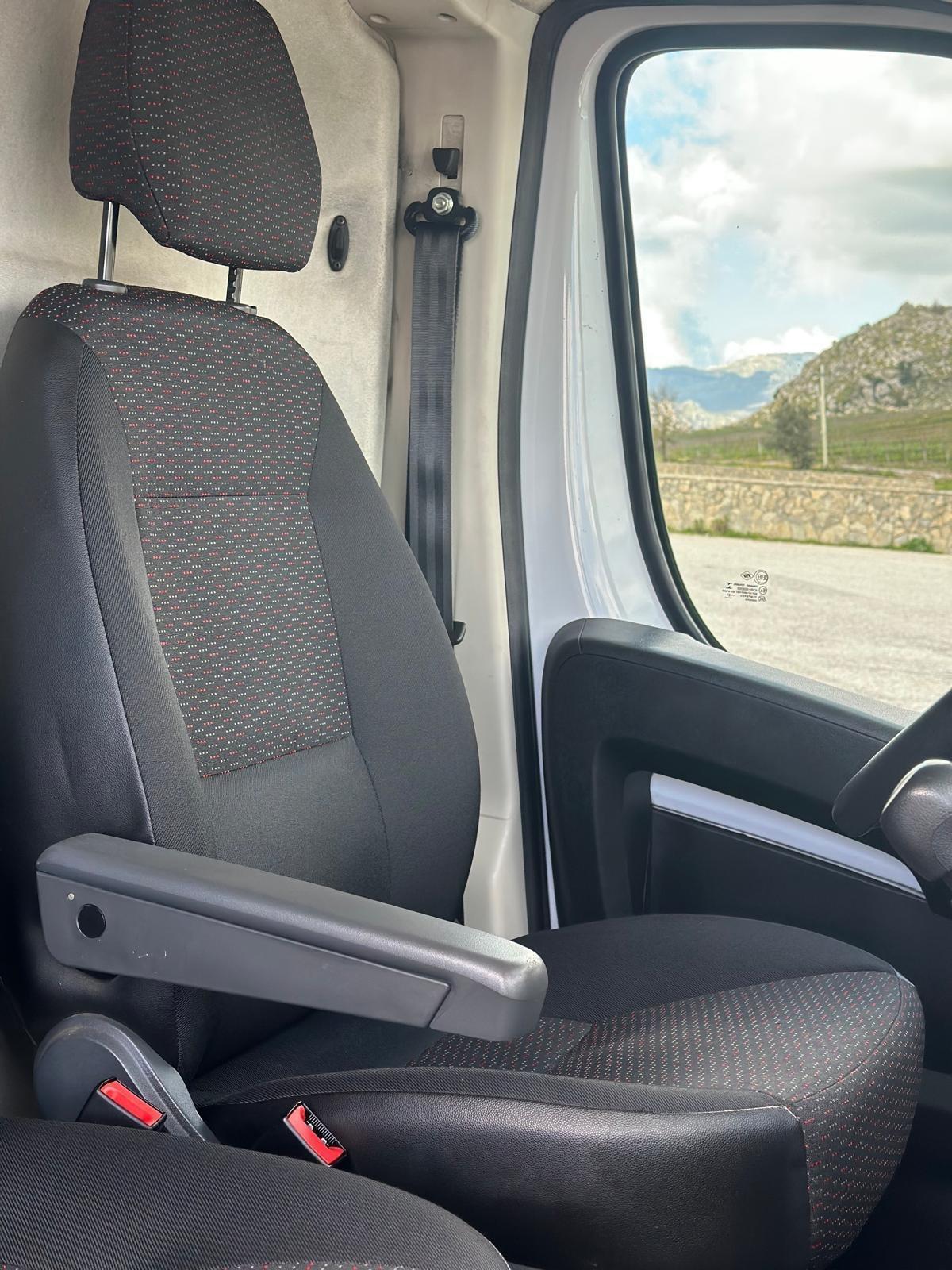 Citroen Jumper 30 BlueHDi 140 S&S PC-TN Furgone