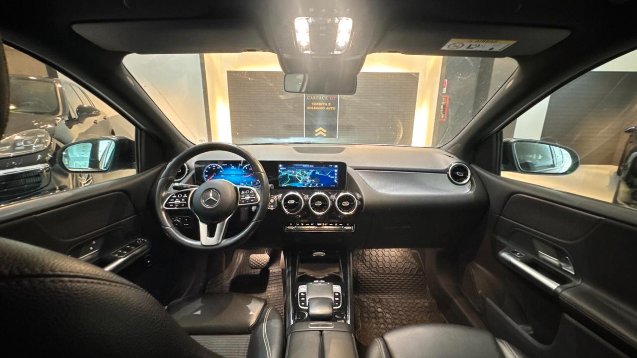 MERCEDES CLASSE B 180 136CV - 2019