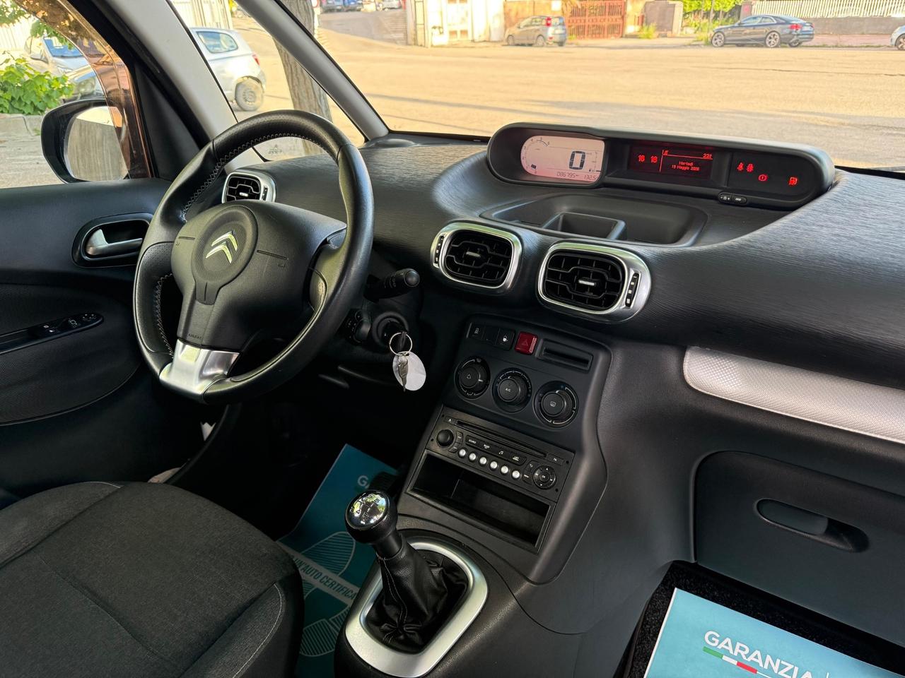 Citroen C3 Picasso Km.86.000! GANCIO TRAINO