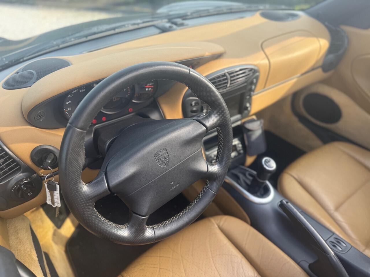 Porsche Boxster 2.5i 24V cat