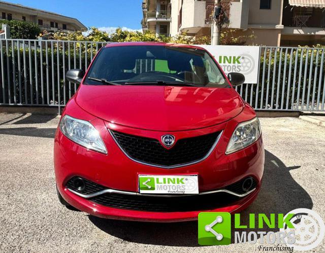 LANCIA Ypsilon 1.2 69 CV 5 porte Platinum