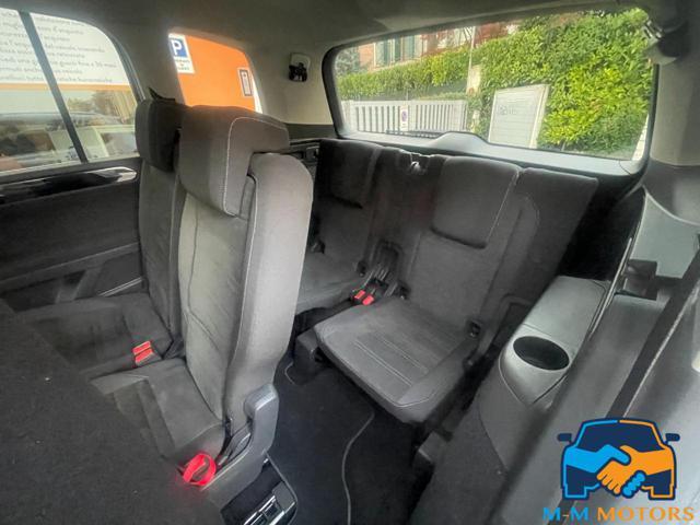 VOLKSWAGEN Touran 2.0 TDI 150 CV 7 posti