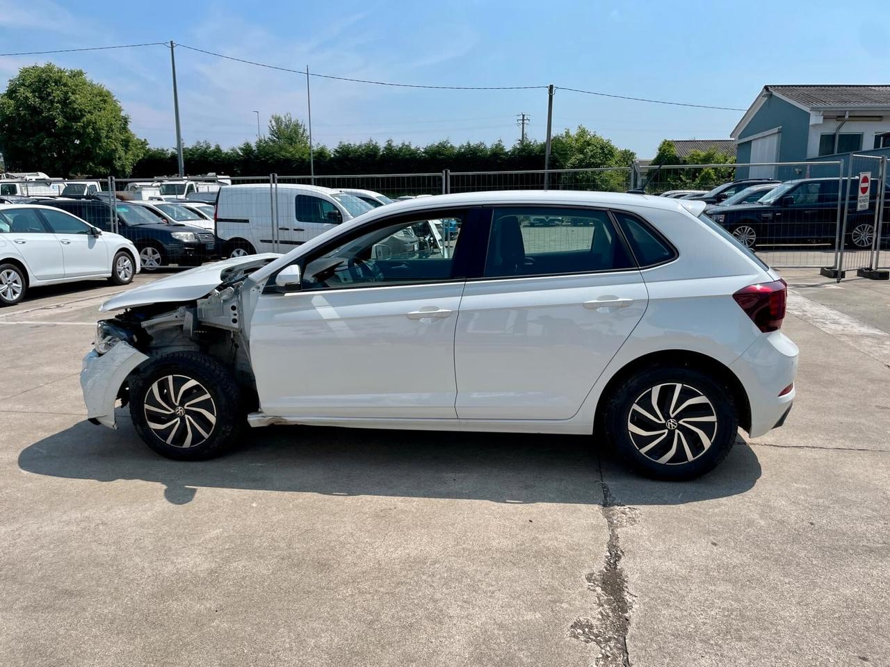 Volkswagen Polo 1.0 TSI Style - 2025 ***SINISTRATA VA IN MOTO***