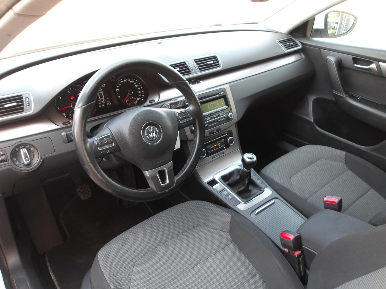 VOLKSWAGEN PASSAT VARIANT 2.0 tdi 140cv Comfortline