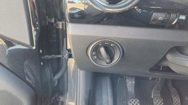 VOLKSWAGEN up! 1.0 5p. eco move up! BMT PERMUTE OK NEOPAT. UNICOP