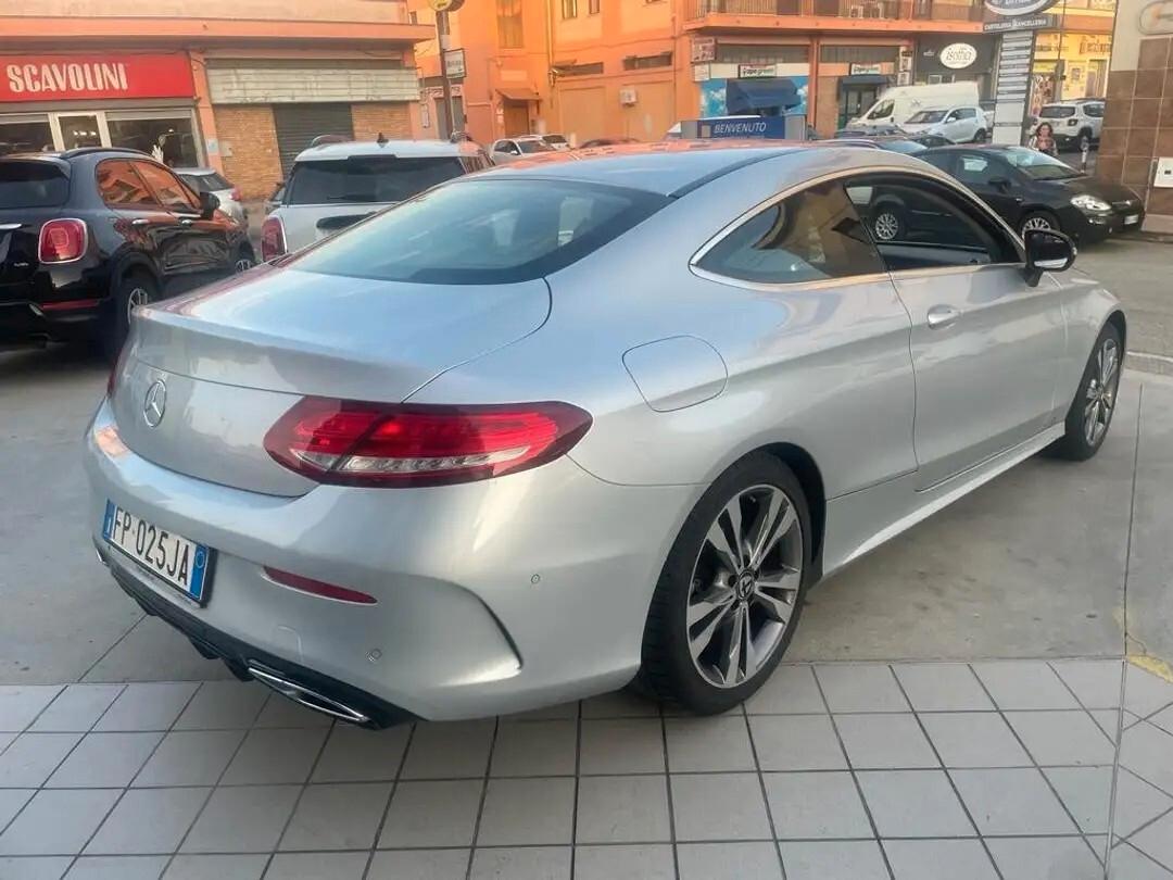 Mercedes-benz C 220 C 220 d Auto 4Matic Coupé Premium