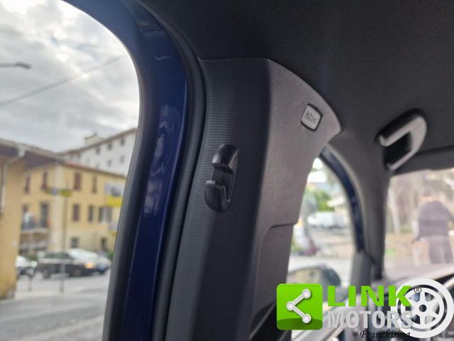 VOLKSWAGEN Golf R 2.0 TSI DSG 4MOTION 5p. BMT