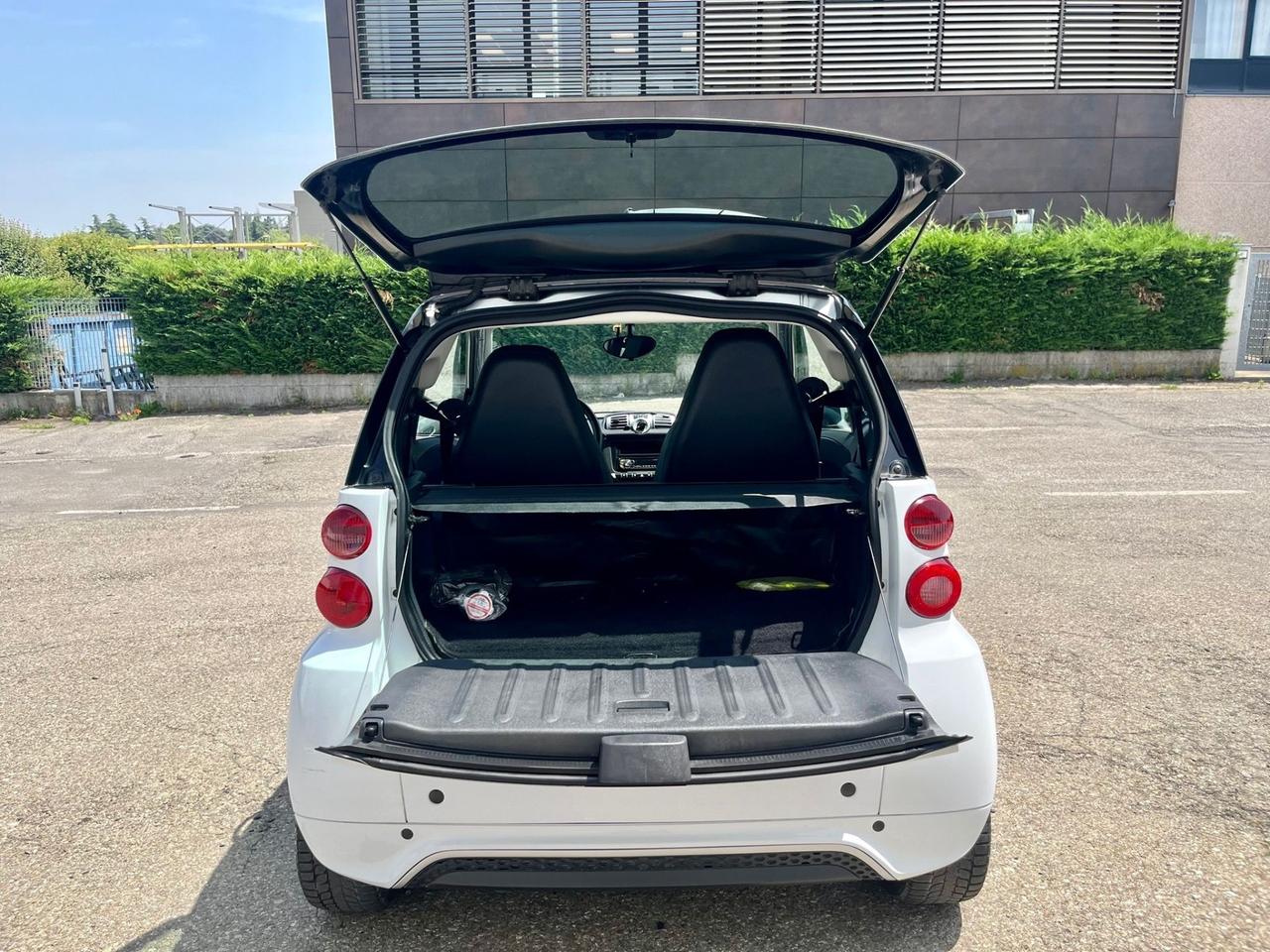 Smart ForTwo 0.9diesel 54cv 2014 140.000km per neopatentati