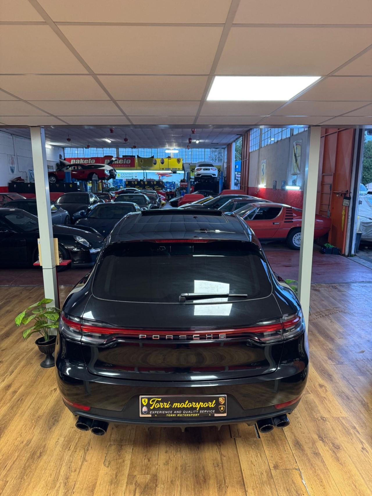 Porsche Macan 2.0T “Pari al nuovo” PERMUTE