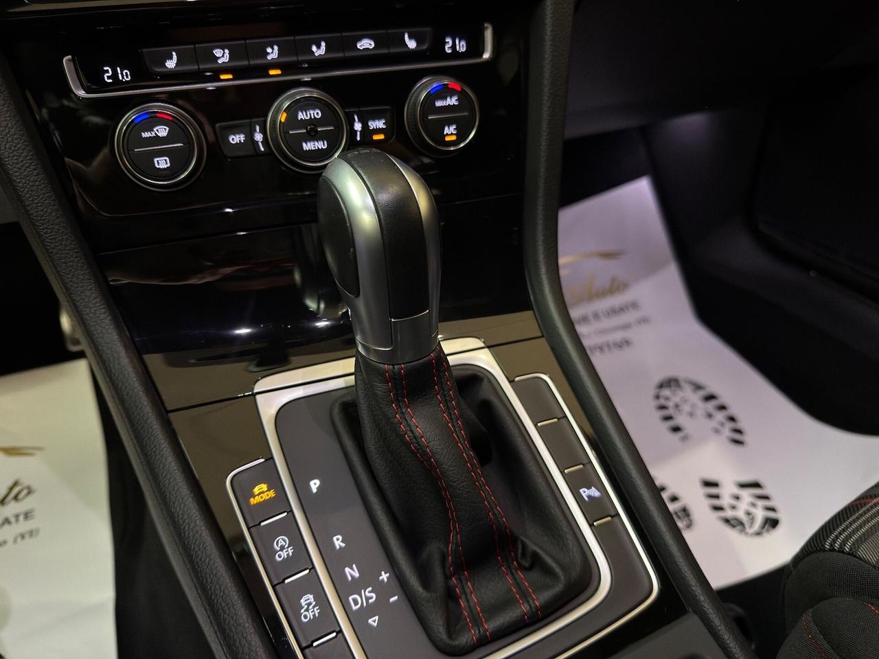 Volkswagen Golf GTI Performance 2.0 245 CV TSI DSG