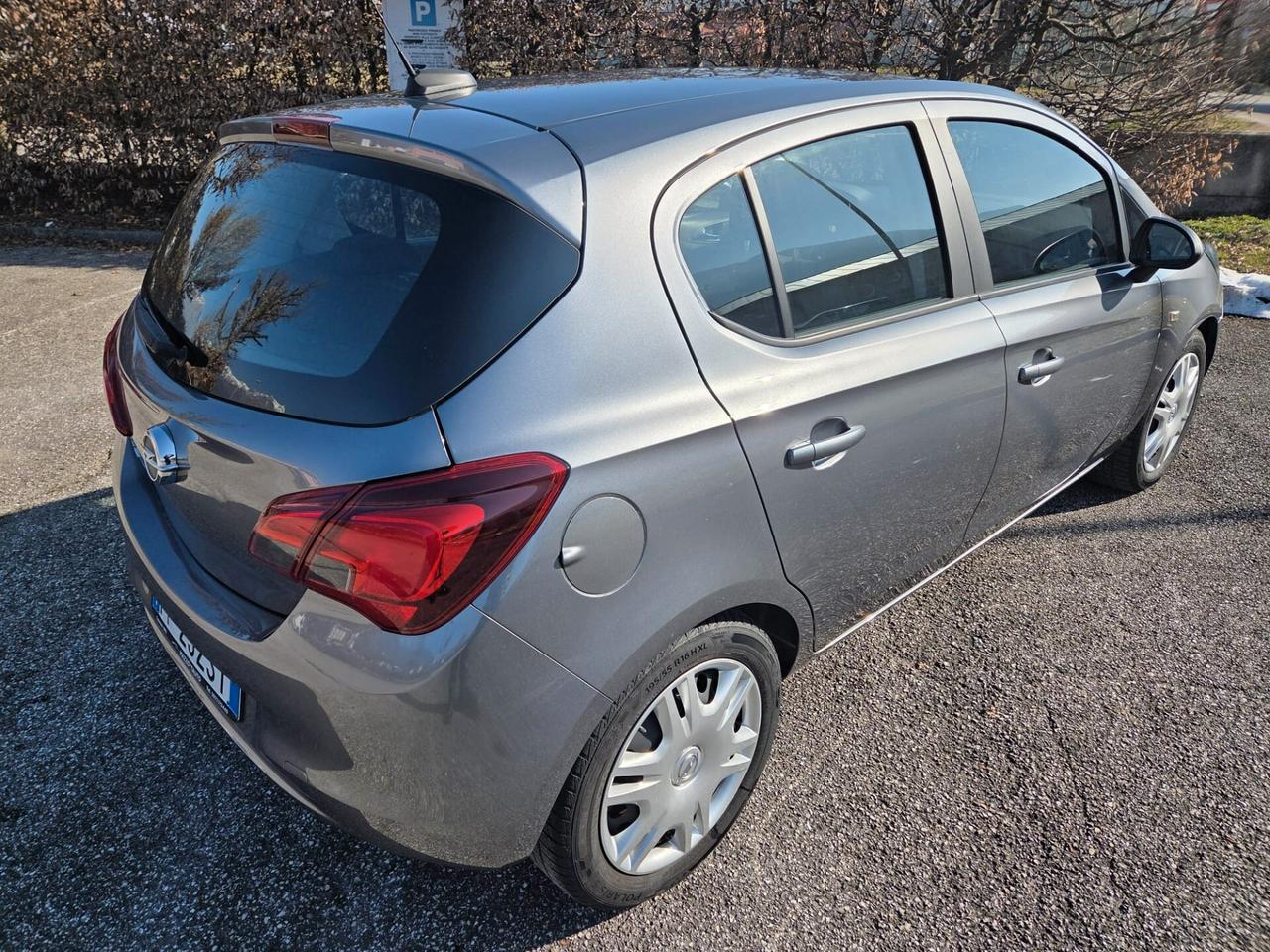Opel Corsa 1.4 5 porte Innovation 59.000 km