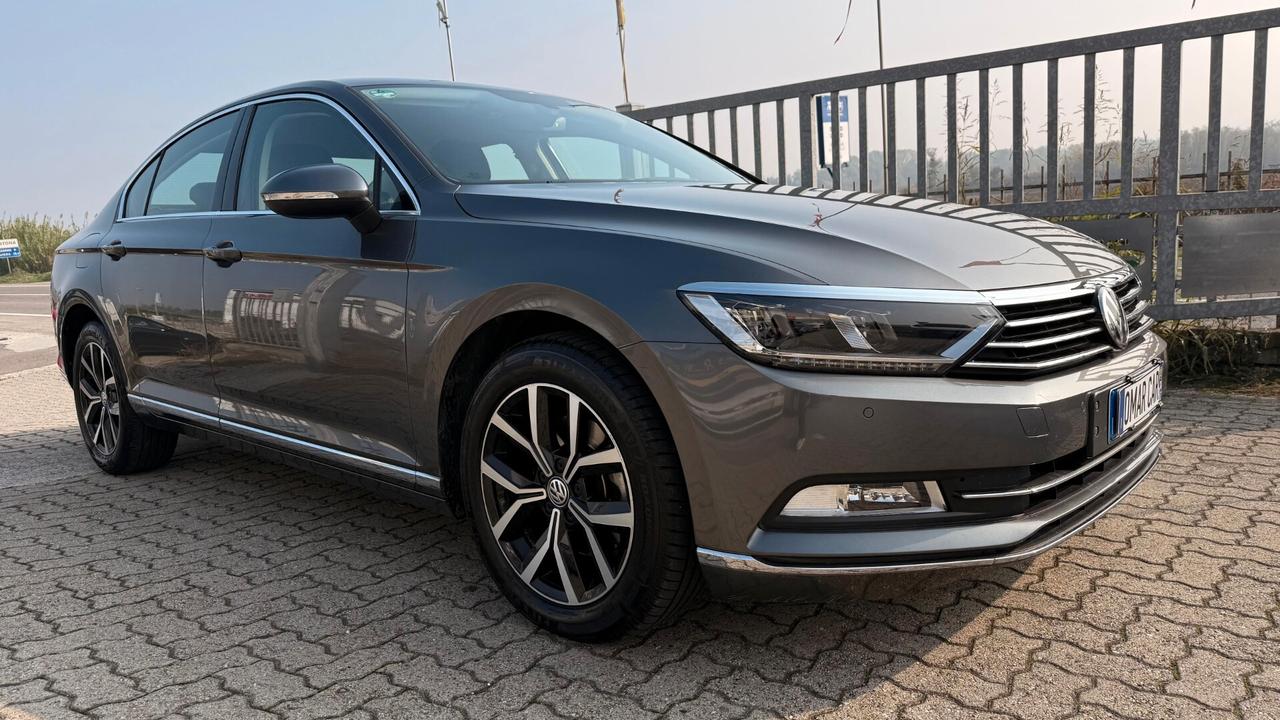 Volkswagen Passat 2.0 tdi scr dsg