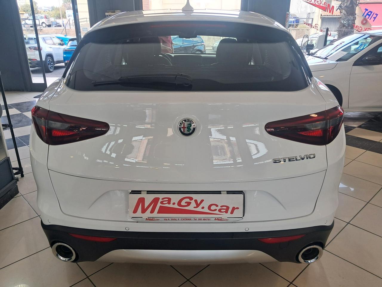 Alfa Romeo Stelvio 2.2 Td 190 cv AT8 RWD Business