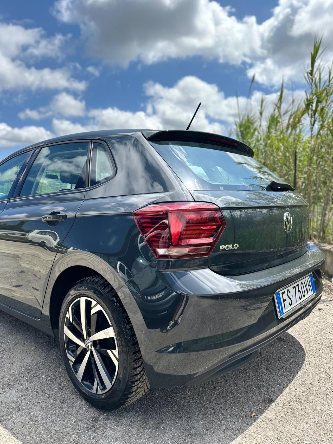 Volkswagen Polo Business 1.6 TDI 95 CV 5p. Highline BlueMotion Tech.