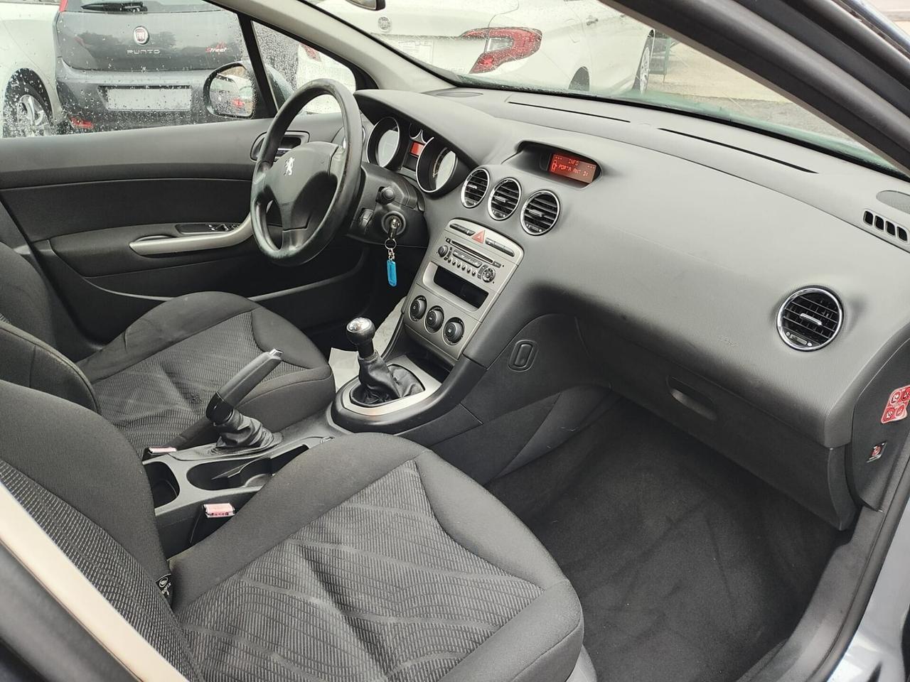 Peugeot 308 1.6 HDi 90CV 5p. Tecno