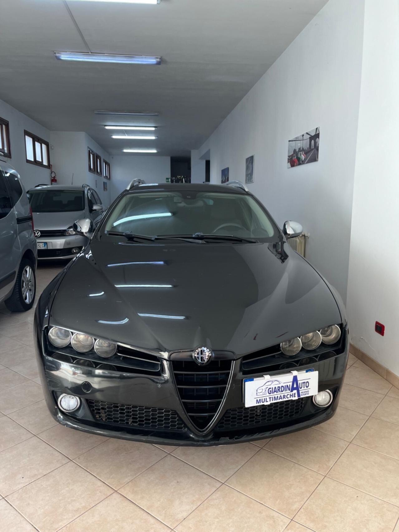 Alfa Romeo 159 1.9 JTDm 16V Sportwagon Distinctive