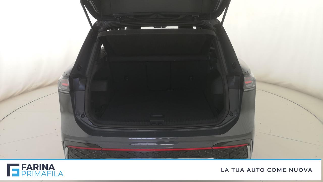 VOLKSWAGEN Tiguan III 2024 - Tiguan 1.5 etsi R-Line 150cv dsg