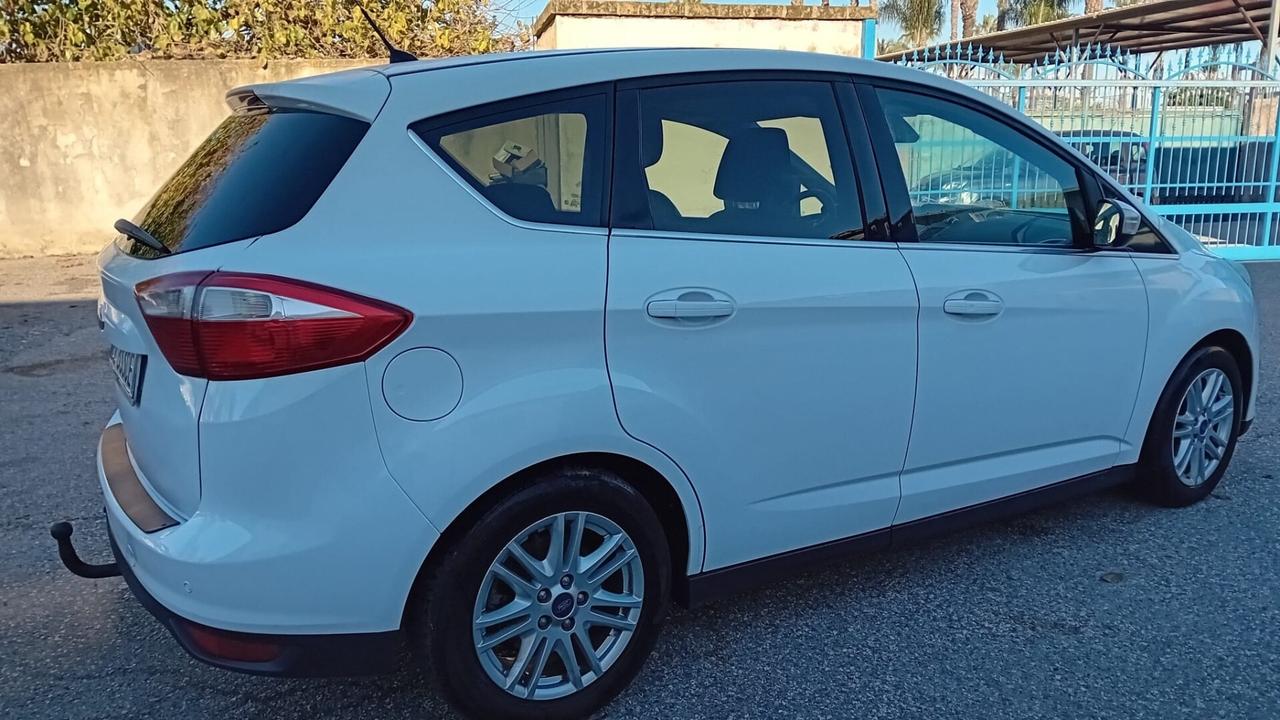 Ford c-max 1.6 tdci titanium/navi-2015