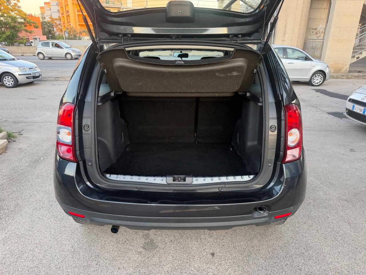 Dacia Duster 1.5 dCi 110 cv 2015 navigatore