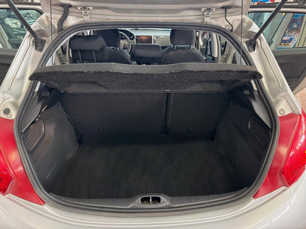 Peugeot 208 1.2 VTi 82 CV 5 porte Allure - UNICO PROPRIETARIO
