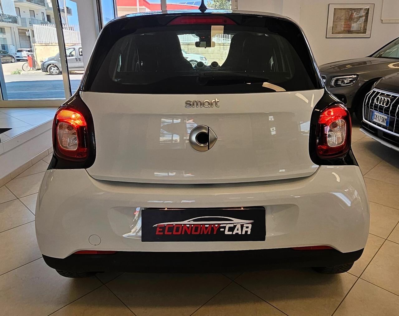 Smart ForFour 70 1.0 twinamic Nightview black