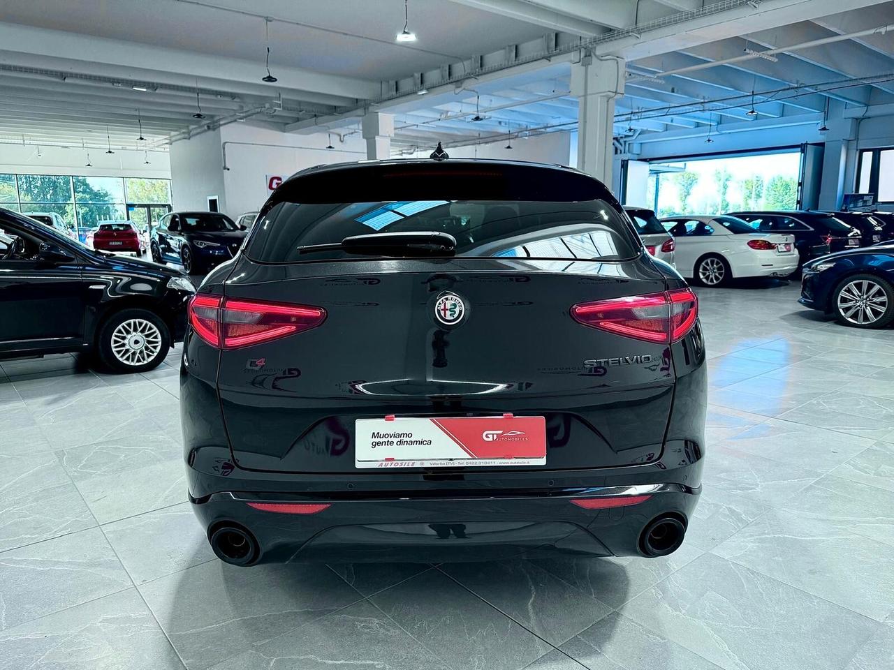 Alfa Romeo Stelvio 2.2 Turbodiesel 210 CV AT8 Q4 Veloce