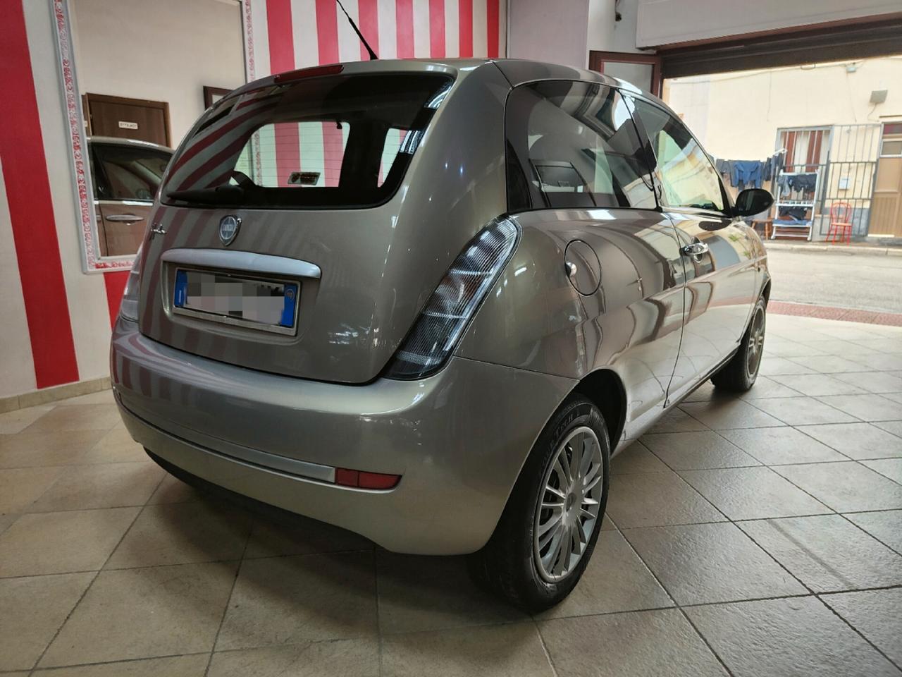 LANCIA YPSILON 1.3 MJT 75 CV - 2009