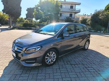 Mercedes-benz B 180 d Premium
