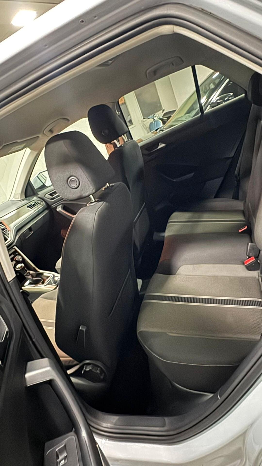 Volkswagen T-Roc 1.6 TDI SCR Advanced BlueMotion Technology