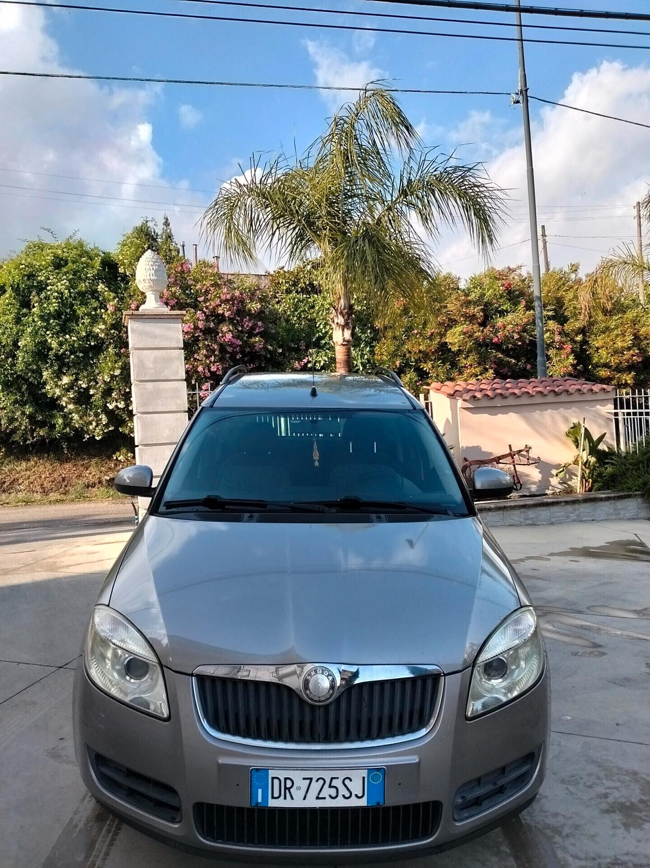Skoda Roomster 1.2 12V 70CV Style