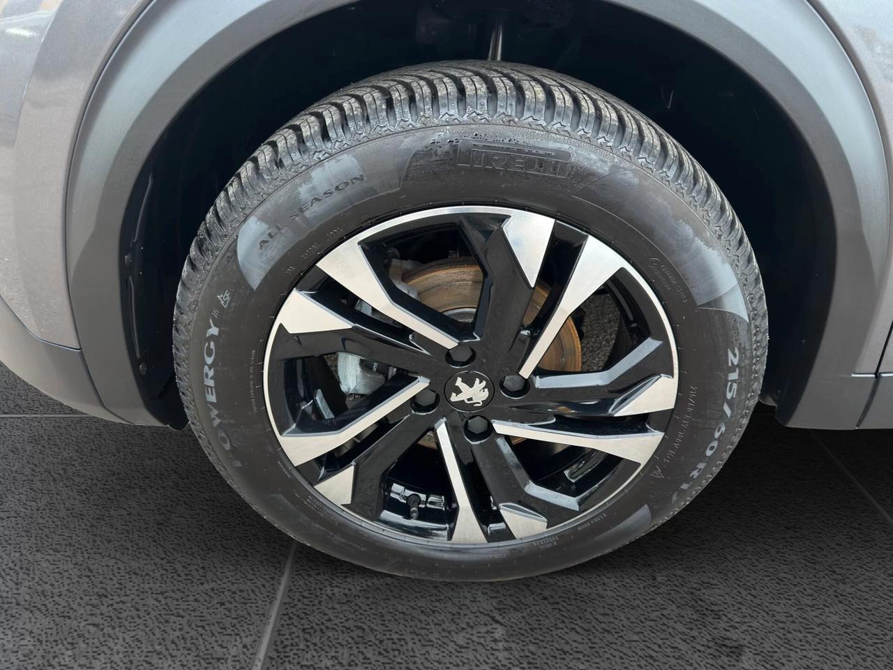 Peugeot 2008 BlueHDi 110 S&S Allure Pack