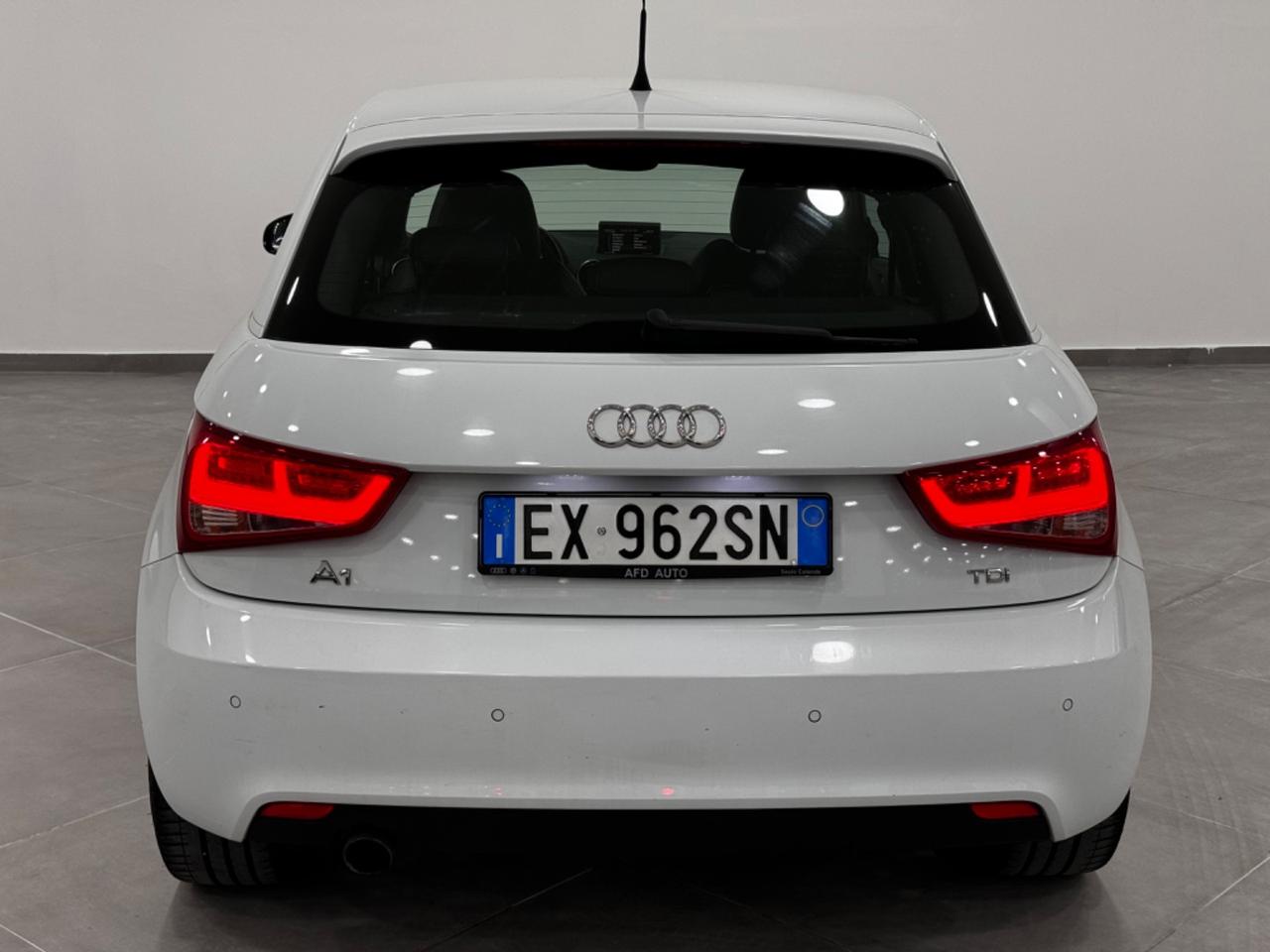 Audi A1 1.6 TDI S line edition plus