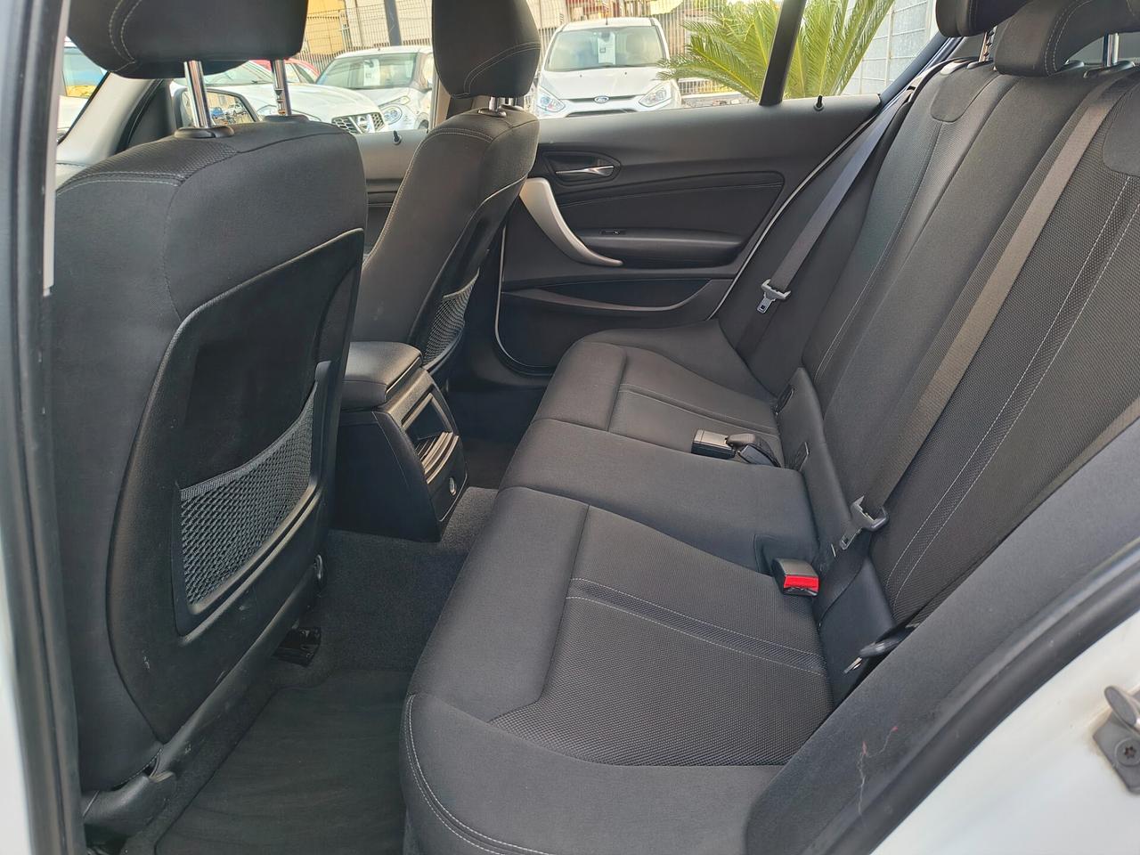 BMW SERIE 1 116 DIESEL SPORT 130.000 KM 2016