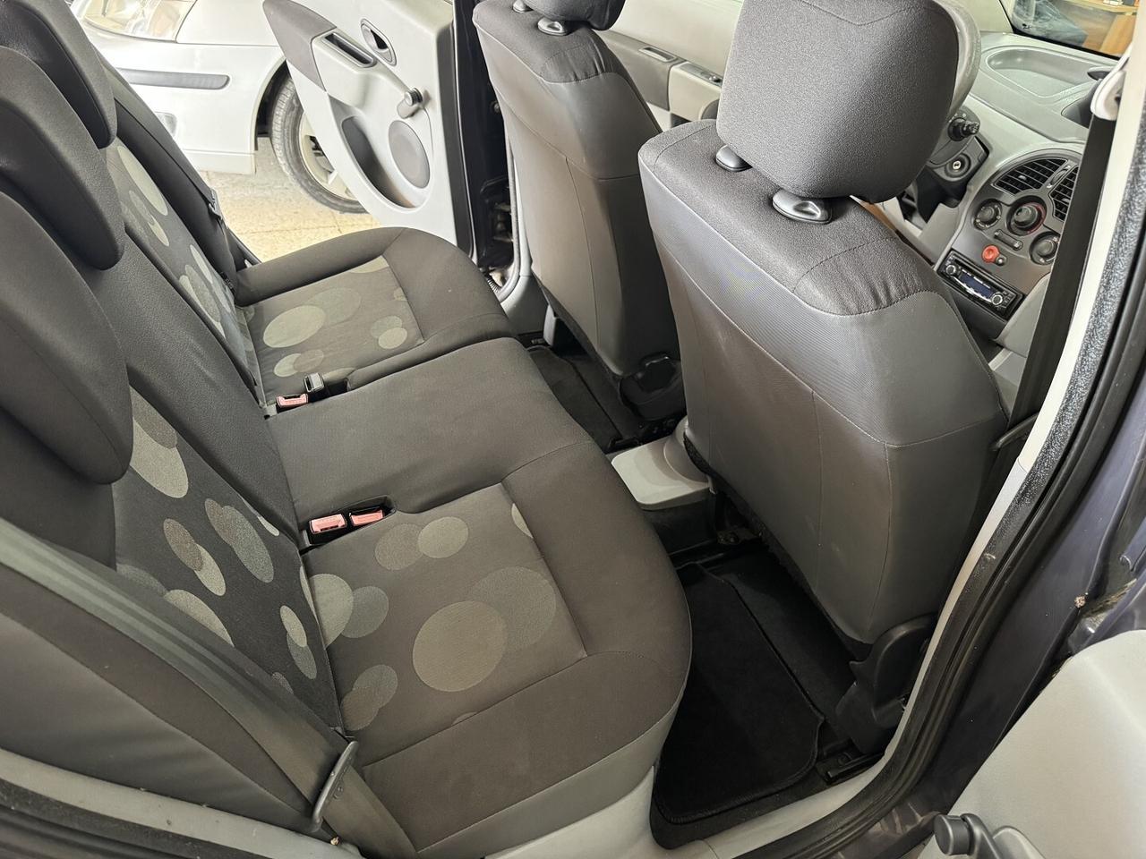 RENAULT MODUS 1.2 cc. De Luxe