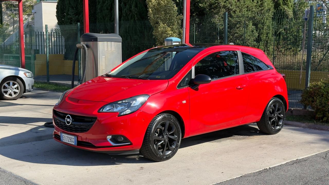 Opel Corsa 1.4 90CV Coupé b-Color 2015