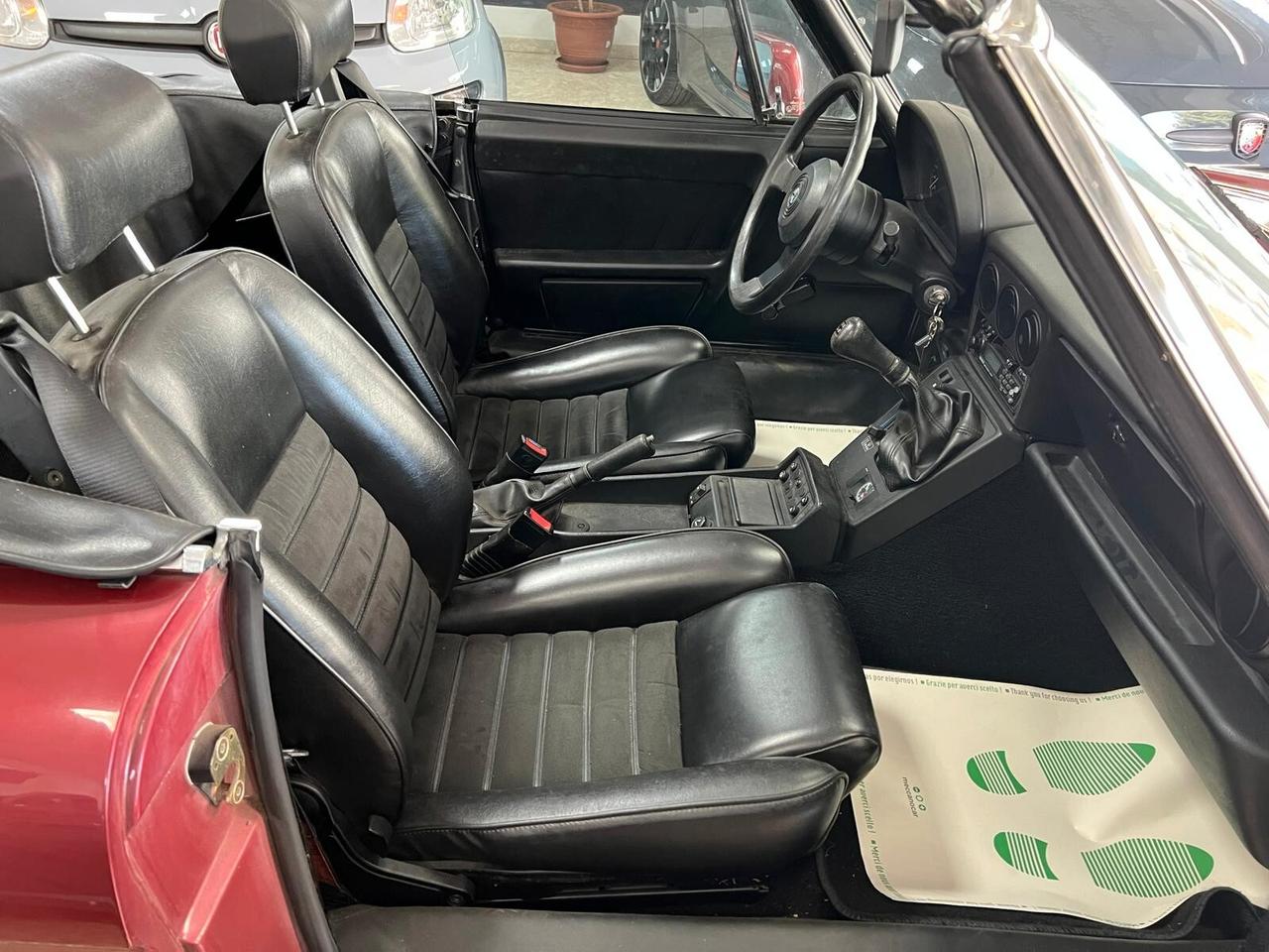 Alfa Romeo Spider 1.6 Duetto my90
