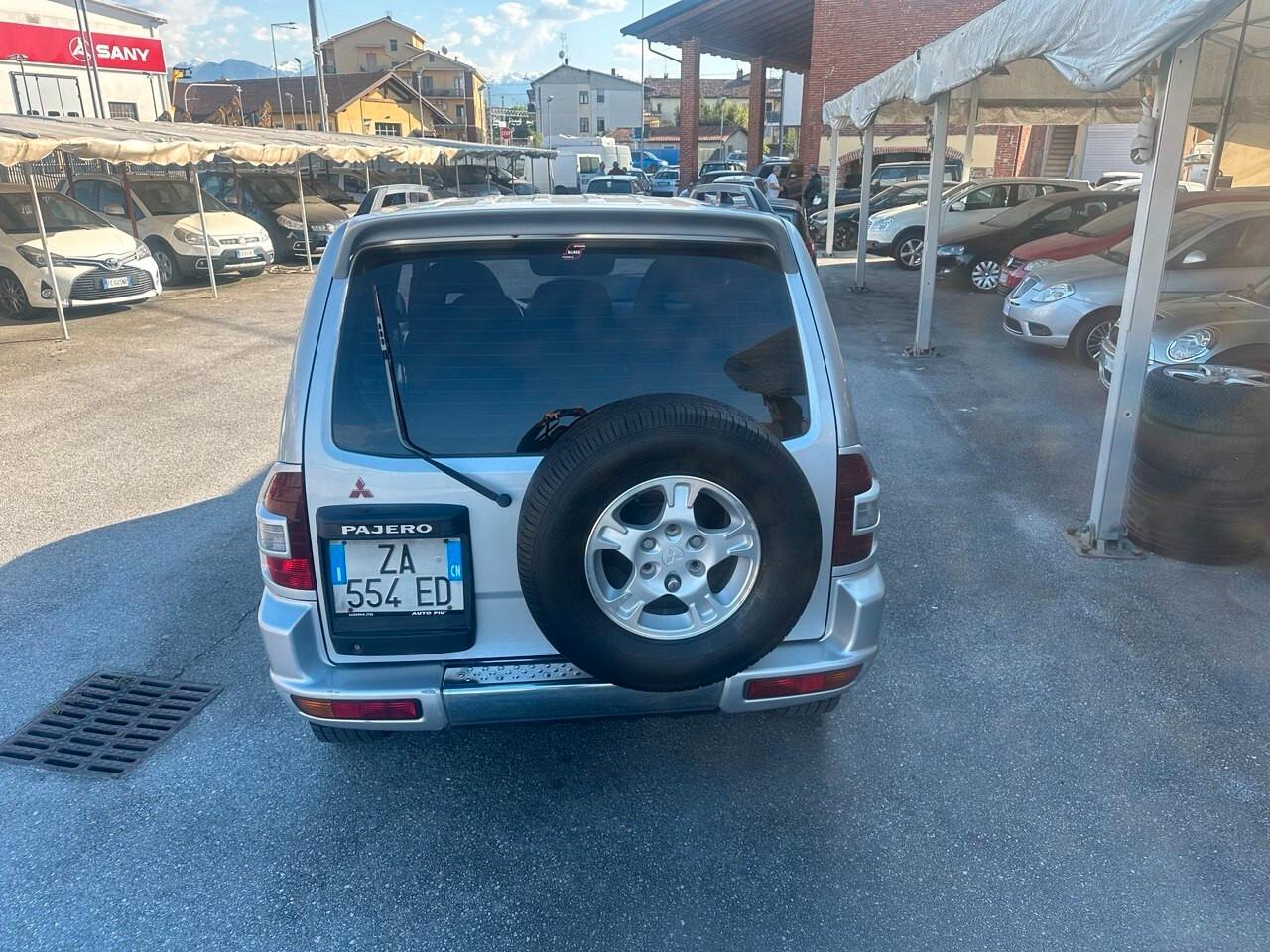 Mitsubishi Pajero 2.5 TDI 3p. GLX
