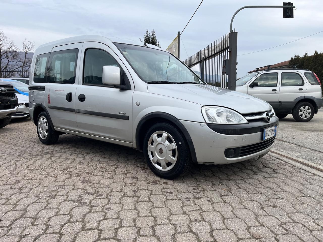 Opel Combo 1.7 CDTI 5p. Tour