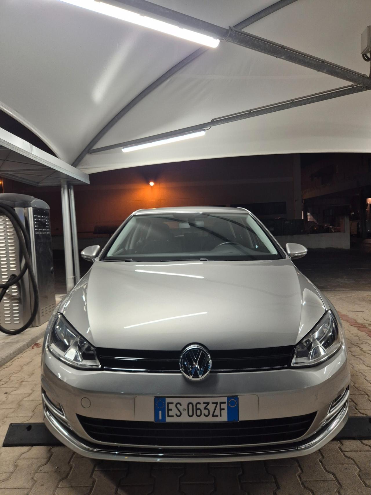 Volkswagen Golf 1.6 TDI 5p. Highline BlueMotion Technology
