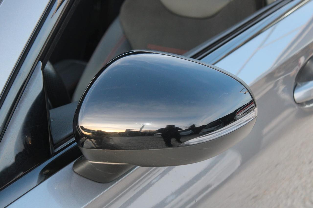 Mercedes-benz A 200 d Premium AMG Night Edition