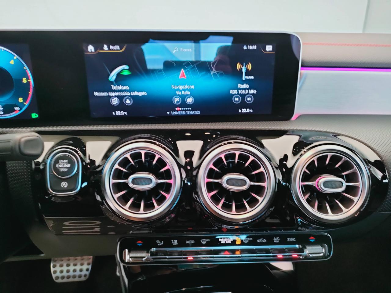 Mercedes-Benz CLA Coupe - C118 - CLA Coupe 200 d Premium auto