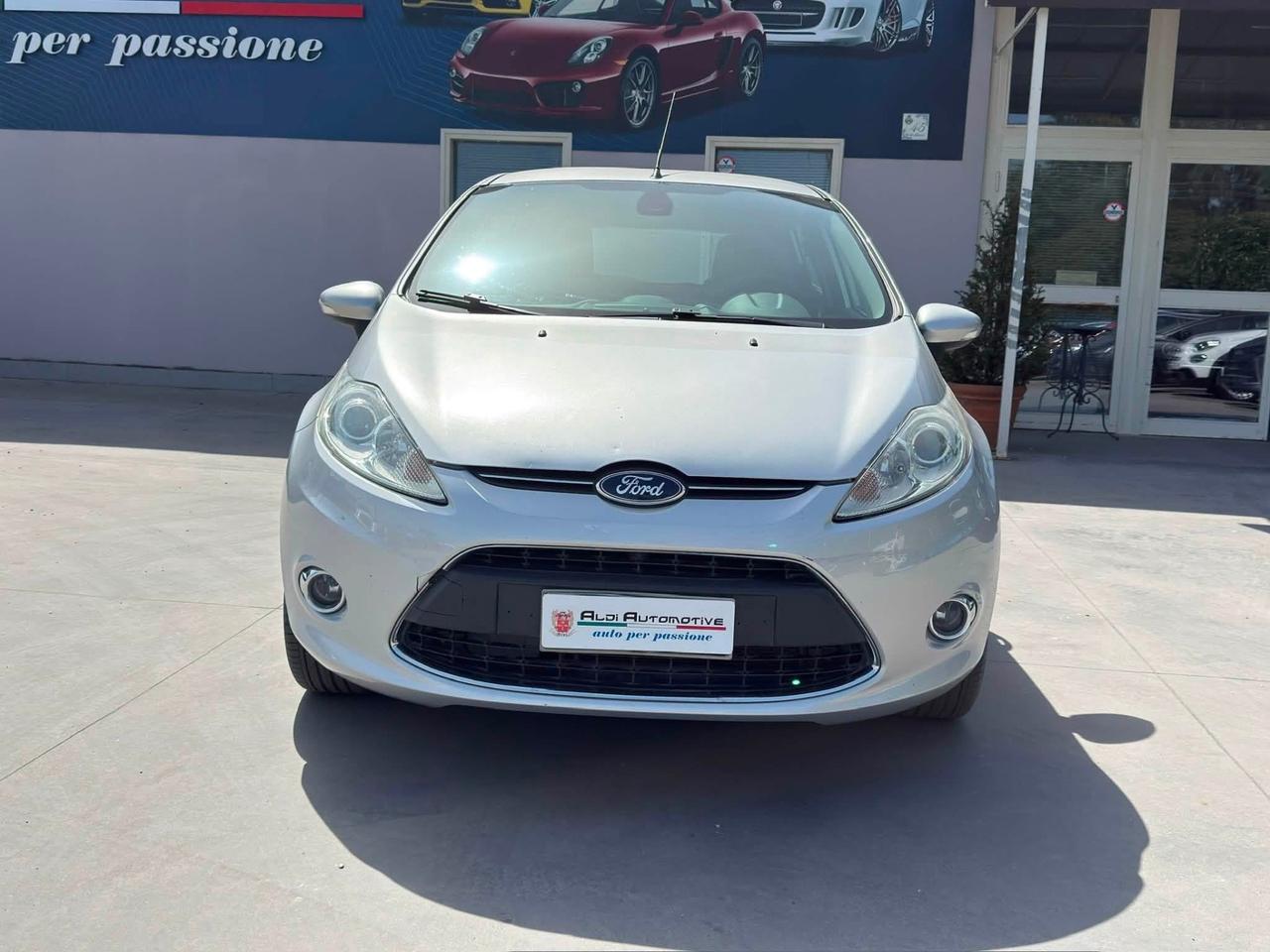 Ford Fiesta 1.4 TDCi 70CV 5 porte Titanium