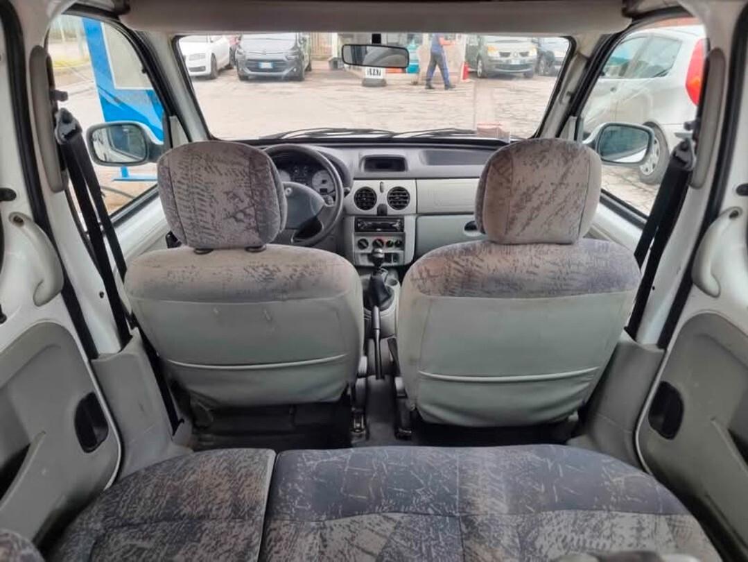 Renault Kangoo 1.9 dCi 4x4 Con 273.000km
