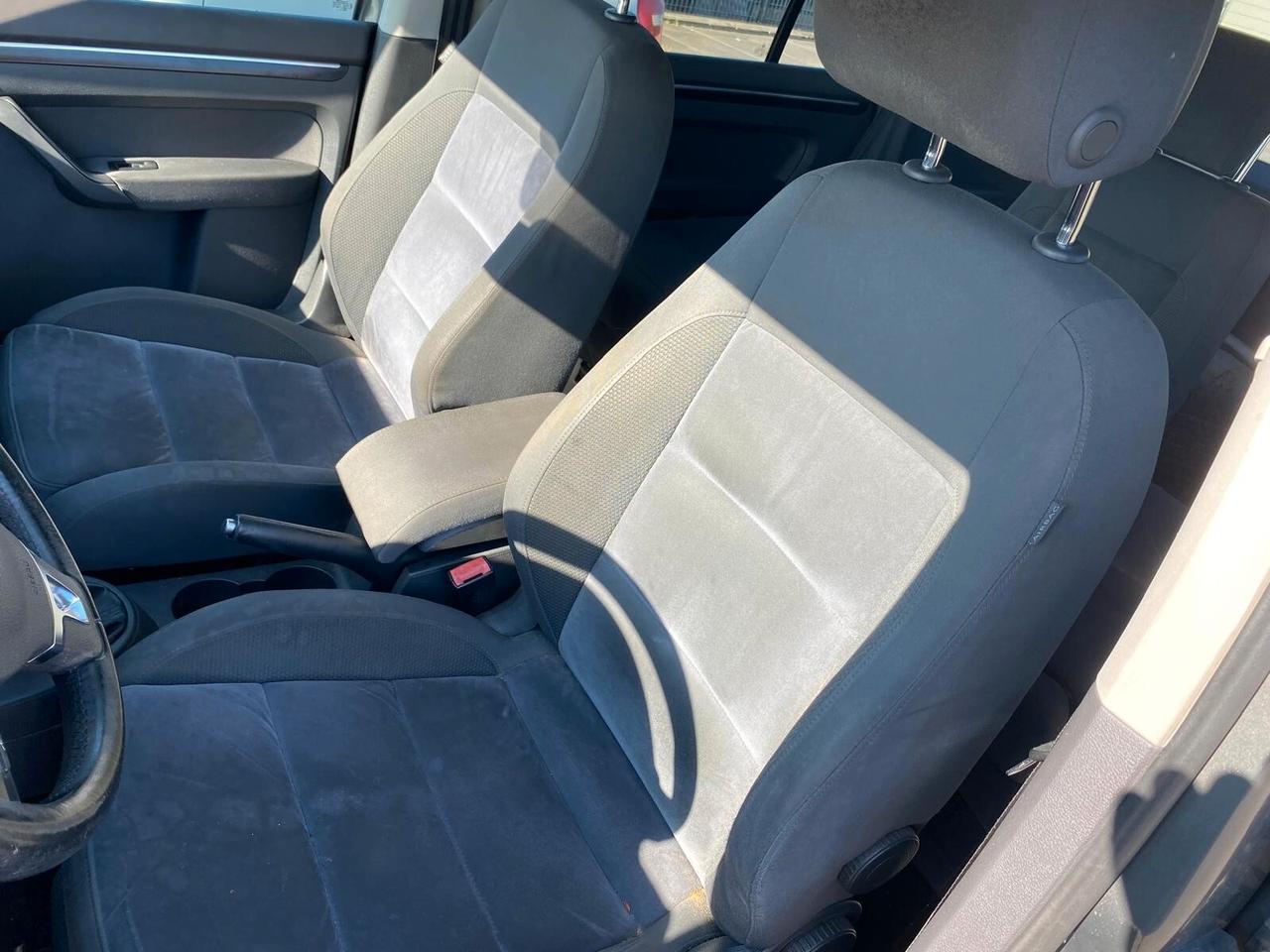 Volkswagen Touran 1.4 TSI HIGHLINE PROBLEMI AL MOTORE*