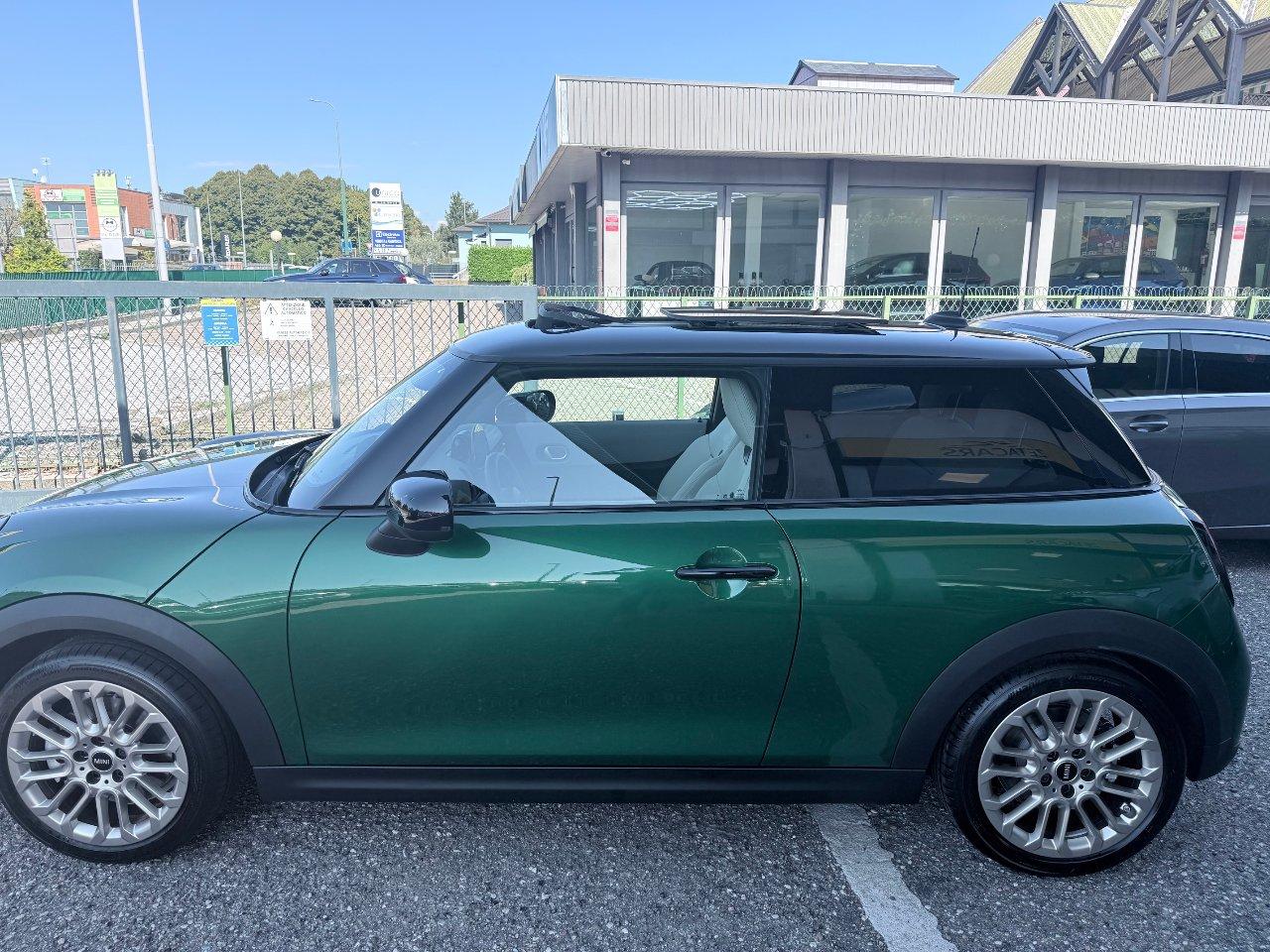 Mini Cooper 3 Porte C Favoured 1.5 Auto