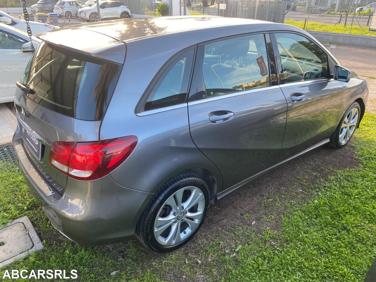 MERCEDES - Classe B - B 180 d Automatic Premium -