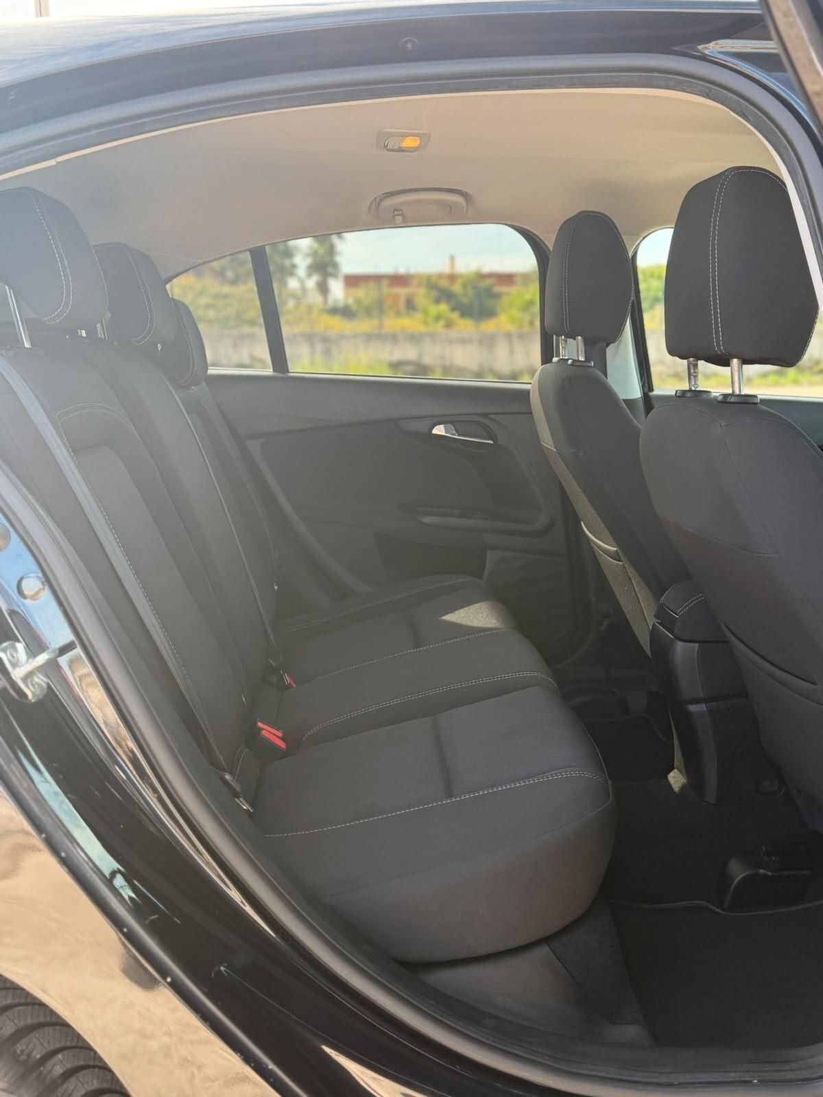 Fiat Tipo 1.6 Mjt S&S 5 porte Sport