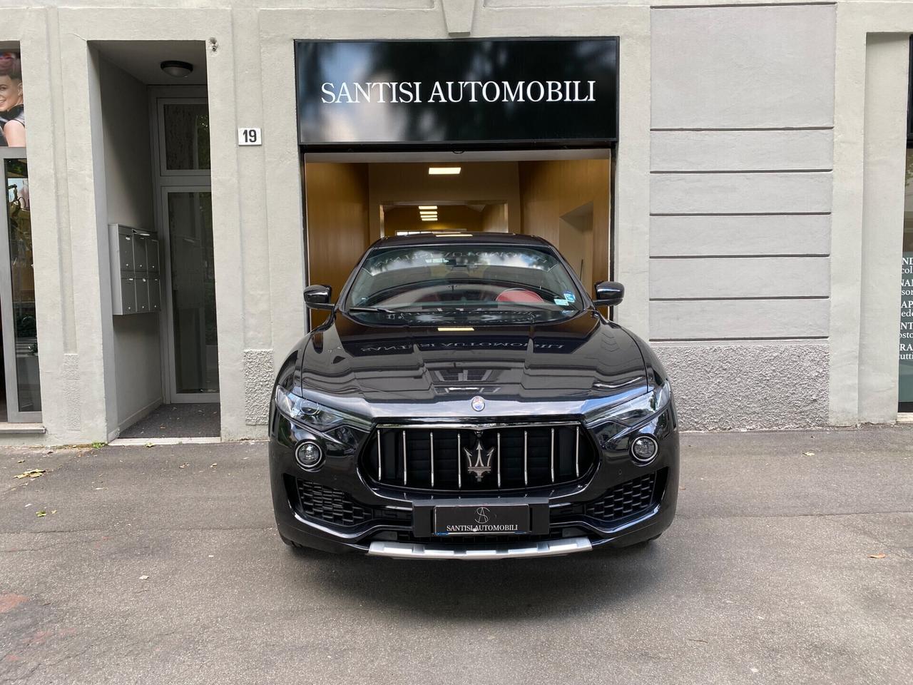 Maserati Levante 3.0 V6 275cv AWD Granlusso